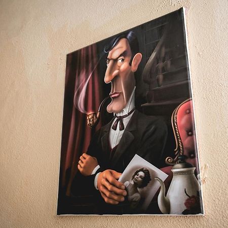 Sherlock Holmes Hostel Baku Exteriör bild