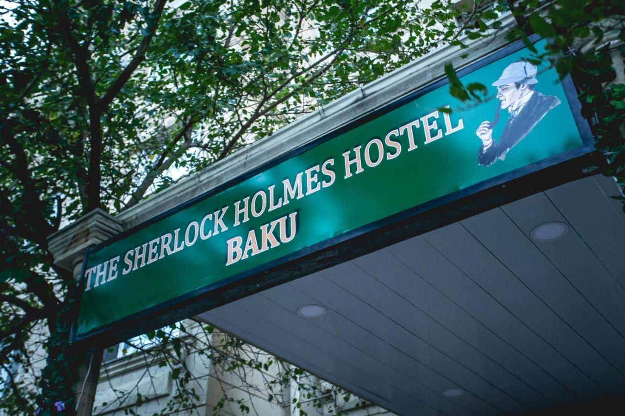 Sherlock Holmes Hostel Baku Exteriör bild