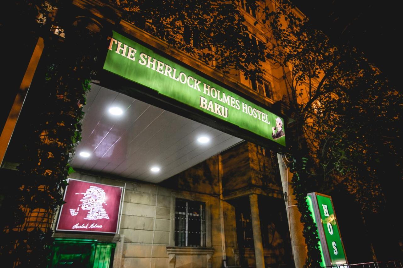 Sherlock Holmes Hostel Baku Exteriör bild