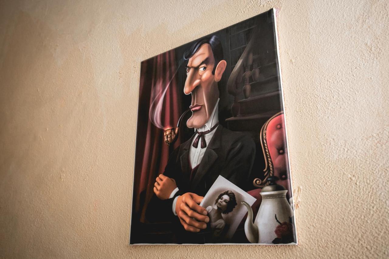 Sherlock Holmes Hostel Baku Exteriör bild